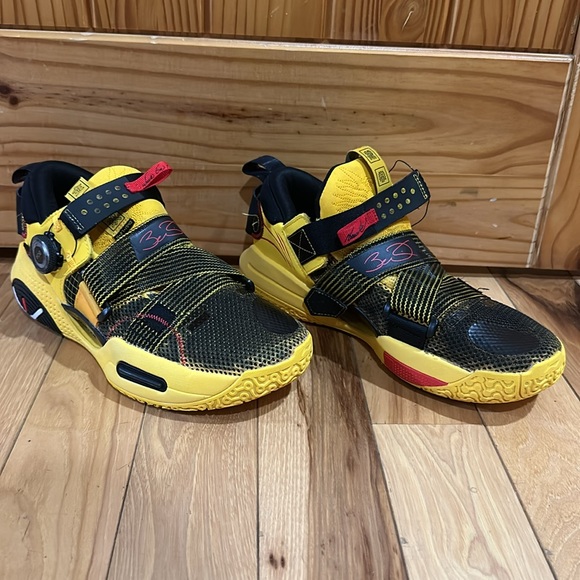 Li-Ning Way of Wade 9 V2 BOA 'Bruce Lee' - Picture 2 of 7